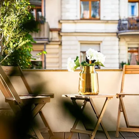 Urban Oasis - Premium - Terrasse - Grosszuegig Fuer 6 Personen Apartment *