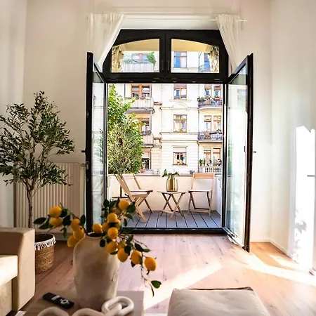 Lejlighed 2 Bedroom - Terrasse - Wifi - Kaffee - Zentral - Ruhig - Business Wiesbaden