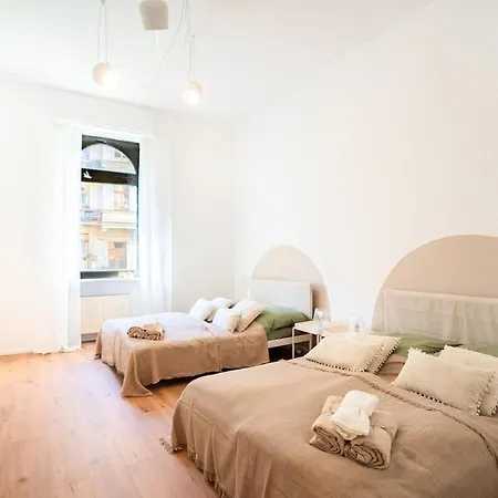 Urban Oasis - Premium - Terrasse - Grosszuegig Fuer 6 Personen Apartment *