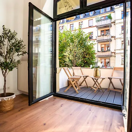 2 Bedroom - Terrasse - Wifi - Kaffee - Zentral - Ruhig - Business Wiesbaden