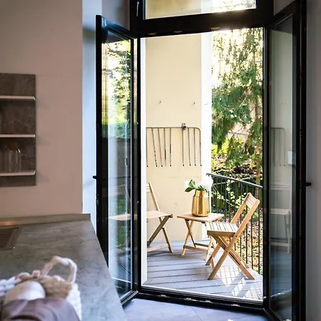 Urban Oasis - Premium - Terrasse - Grosszuegig Fuer 6 Personen