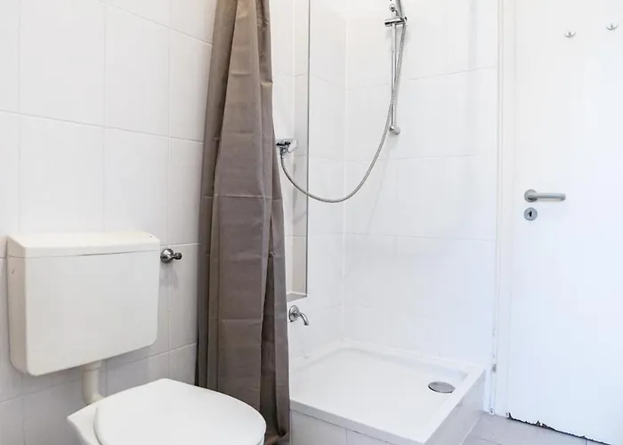 Apartament 2 Bedroom - Terrasse - Wifi - Kaffee - Zentral - Ruhig - Business