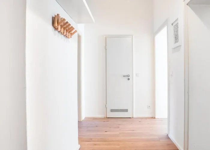 2 Bedroom - Terrasse - Wifi - Kaffee - Zentral - Ruhig - Business Wiesbaden